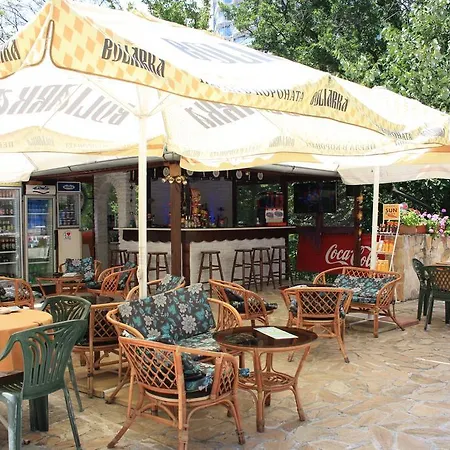 Готель Kamchia Park 3*