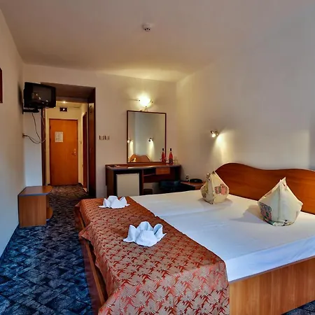 Hotel Kamchia Park 3*