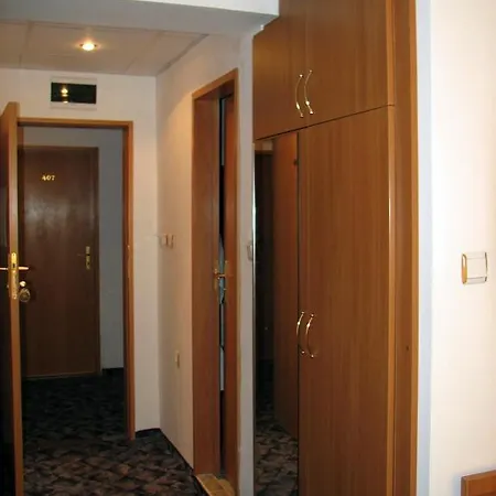 Hotel Kamchia Park 3*
